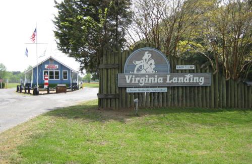 Quinby Resort | Virginia Landing Camping Resort Cabin 2