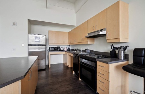 Spring Garden Apartment | Vista Studio, Free Parking, Kitchen, Workspace, Great Location