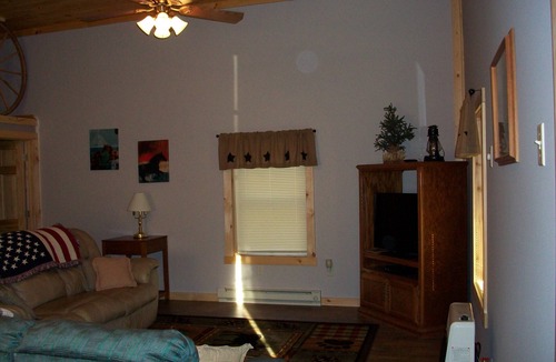 Chillicothe Cabin | Wagon Wheel Cabin Rentals Cabin 2
