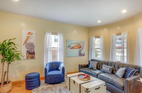 Vermilion House | Walk to Beach Home with Pool in Vermilion