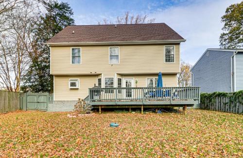 Cape Saint Claire House | Walk to Lake and Boat Ramp Central Gem in Annapolis