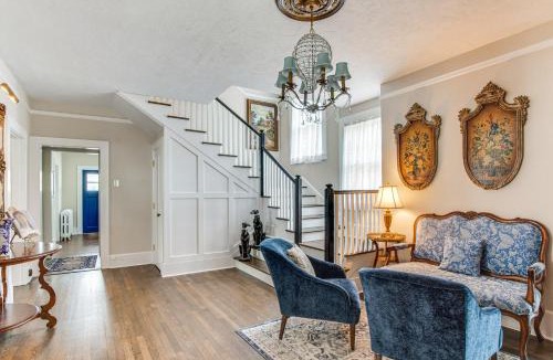 Zelienople House | Walkable Zelienople Home with Patio and Grill!