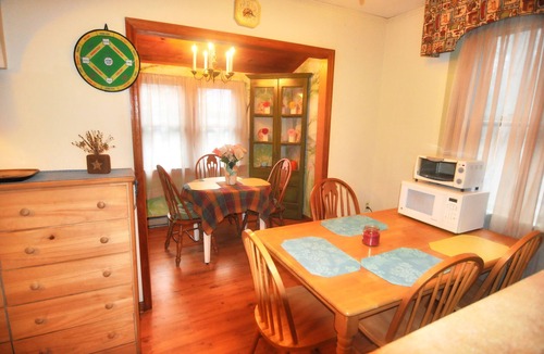 Hawley Cabin | WALLENPAUPACK LAKEFRONT CABIN, AMAZING SUNSETS, SEASONAL DOCK, PRIVATE SETTING