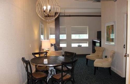Salunga Hotel | Warehouse Hotel at The Nook