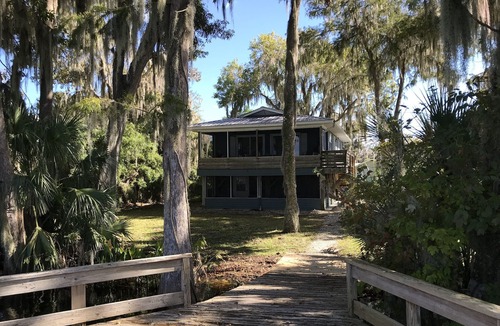 Fruitland House | Water front home with a panoramic view of the gorgeous St. Johns River