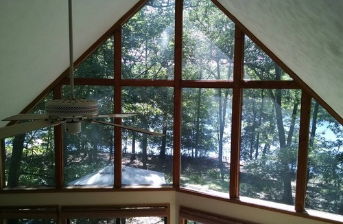 Pocono Mountain Lake Cabin | Waterfront 4 Season Cabin Pet Friendly Canoe Air Conditioned
