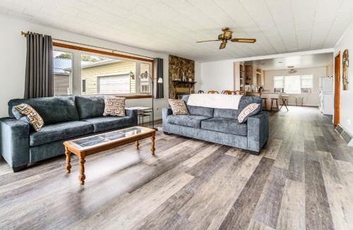 Jamestown West House | Waterfront Chautauqua Lake Home with Deck and Grill!