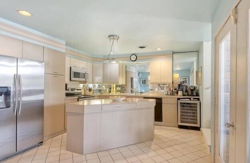 North Shores House | Waterfront Oasis in North Shores!