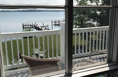 St. Michaels House | Waterfront Property, kayaks, private dock, near town