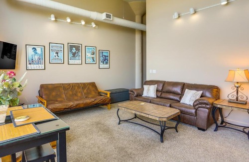 Sandusky Apartment | Waterfront Sandusky Vacation Rental Downtown!