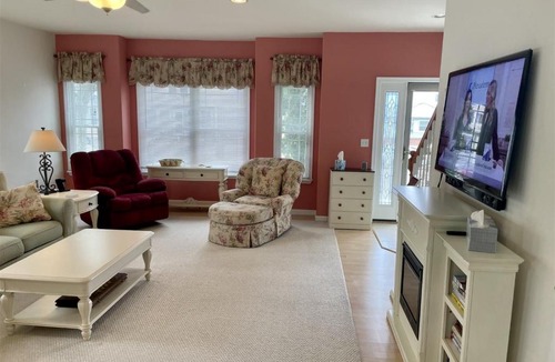 Wildwood Crest Apartment | WC127 West Aster Road