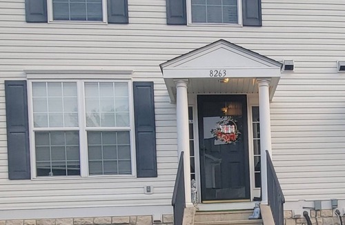 Summit Station Condo | WELCOME! nEasy living with comfy style.n