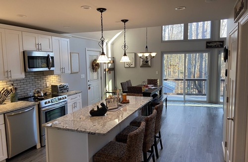 Lake Ariel House | Welcome to Serenity Woods