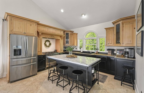 Aurora House | Welcome to the Banks of Aurora - A Charming River View Home in Downtown Aurora