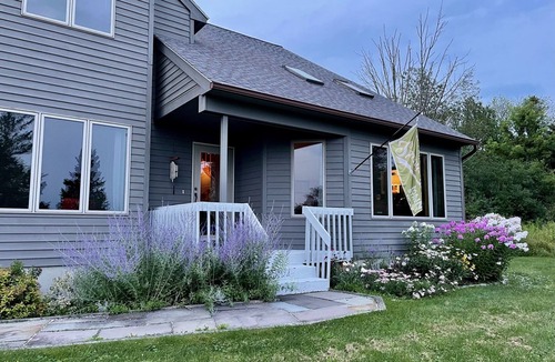 Ithaca House | Welcoming retreat close to Cornell, Ithaca College, and Cayuga Lake