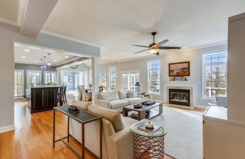Grasonville House | Windward Cove