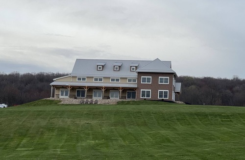Sunbury House | Winery Guest House