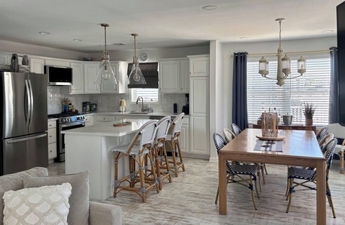 Beach Haven West House | Winter Rental 9/15-5/15/26- 4 bed 3 bath immaculate home