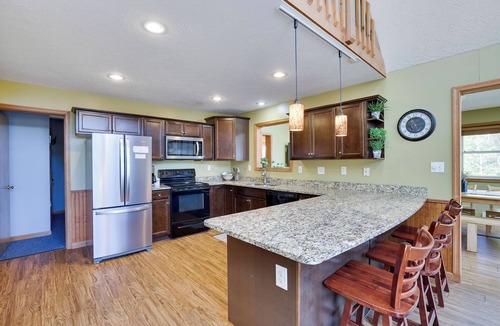 Albrightsville Ski Chalet | WolfRun Lake View Chalet, 200 feet from Lake, Hottub