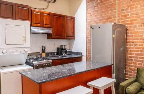 Rose Hill Apartment | Wonderful 3BR 1bath Apartment Only Steps From Times Square & Central Park