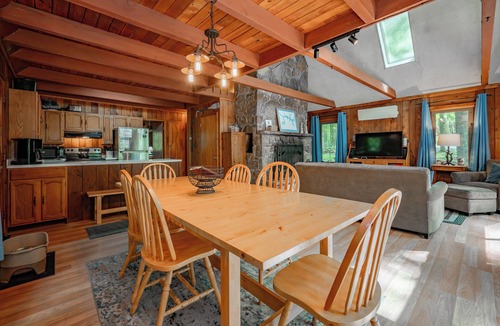 Sky Valley House | Woodsy Dog Friendly Retreat w/Lake Access