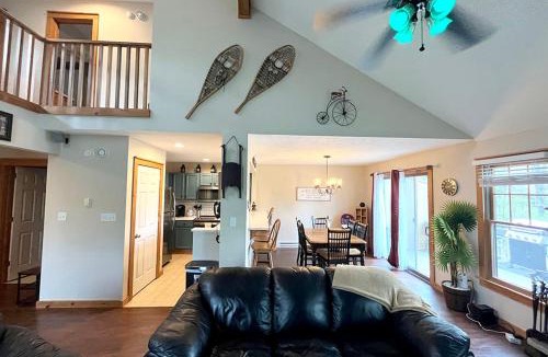 Tannersville House | Work & Play for Executives