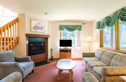 East Stroudsburg Condo | Wyndham Resorts at Shawnee Village - 2 Bedroom Villa