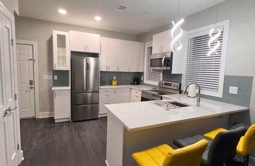 Livingston Apartment | Your Happy place Away from Homenn