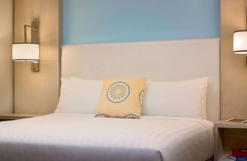 Dublin House | Your Home Away From Home! 3 Pet-friendly Units, Kitchenette, Free Parking, Pool