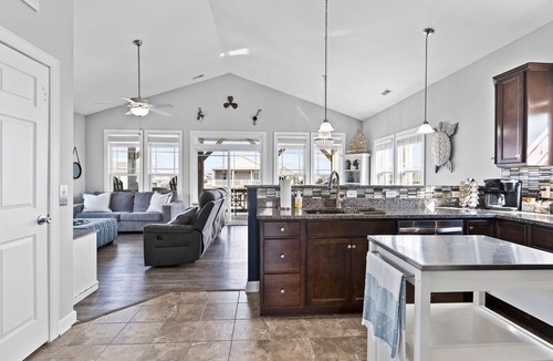 North Topsail Beach House | Your Oasis with Views, Decks, & Beach Access!