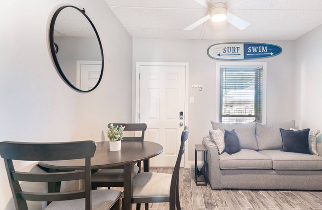1 BR Wildwood Condo, Slps 4, w/Ocean Views, Pool, WiFi, Xbox, Near Everything
