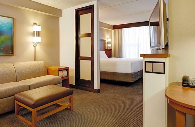 3-Star Hotel ∙ Hyatt Place Mt. Laurel