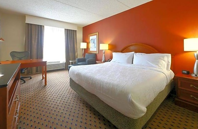 3-Star Hotel ∙ Hilton Garden Inn Secaucus/Meadowlands