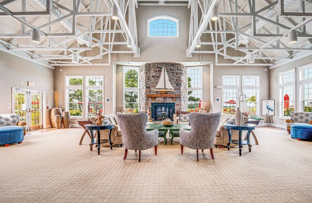 Bayside Bethany Lakes townhouse w/basketball court, pools, gym & tennis