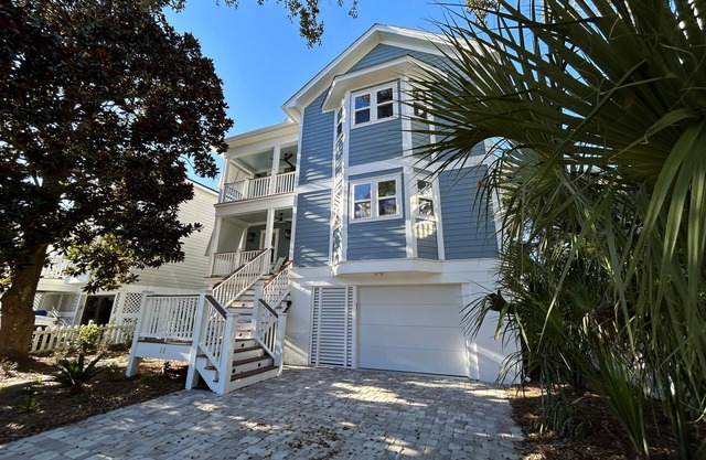 Pelican Bay 