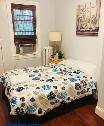 Best Bedroom Next to JHU