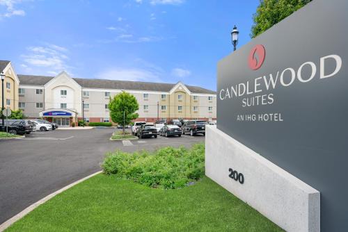 Candlewood Suites Ihg Hotel 