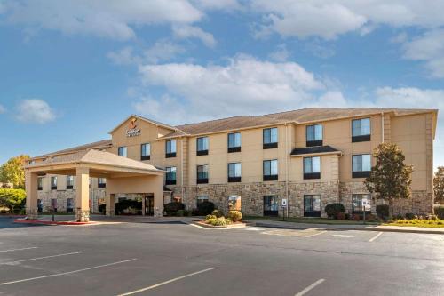 Comfort Inn Suites Russellville 