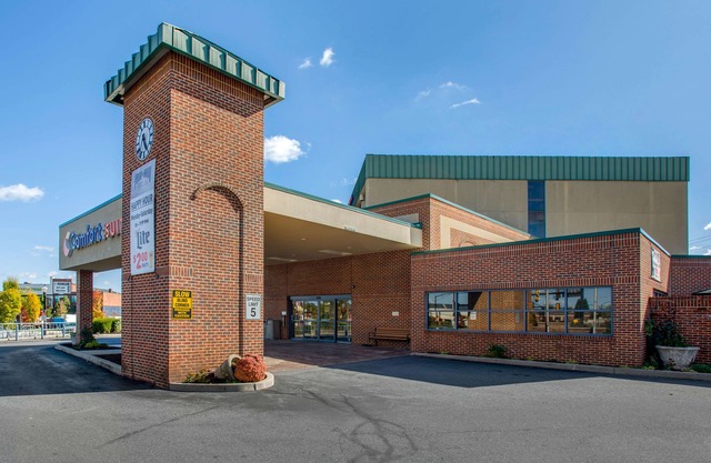 Comfort Suites Bethlehem Near Lehigh University and LVI Airport
