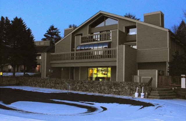 Condo ∙ 2 bedrooms ∙ 6 guests