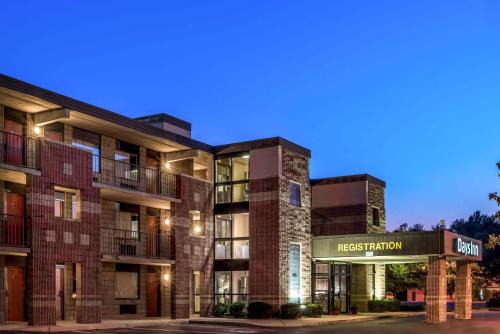 Days Inn 
