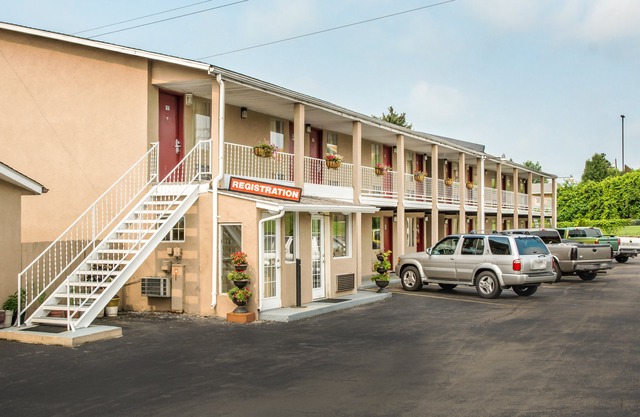 Econo Lodge Franklin 