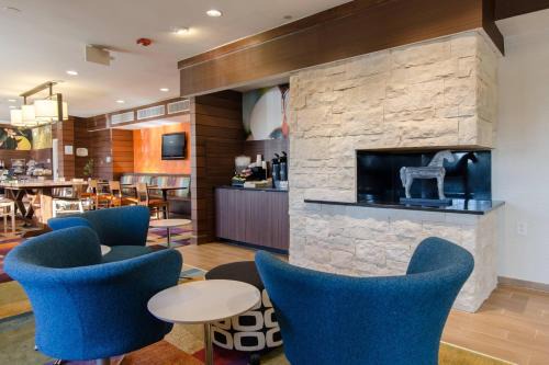 Fairfield Inn 