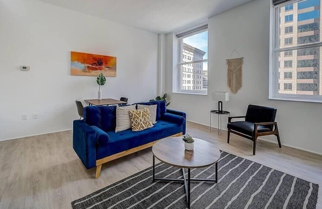 Frontdesk | Beautiful Studio near Downtown
