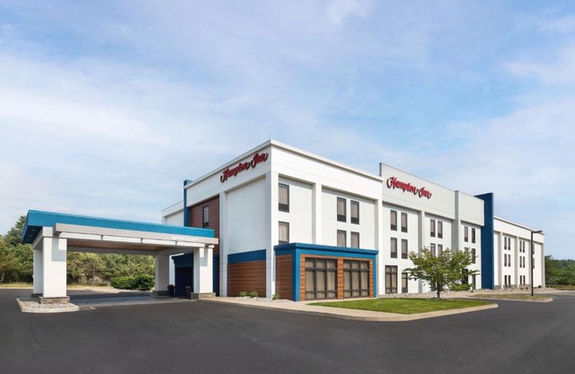 Hampton Inn 