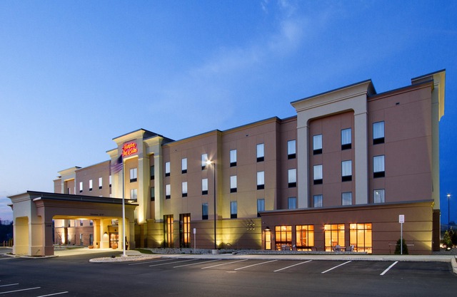 Hampton Inn & Suites York South