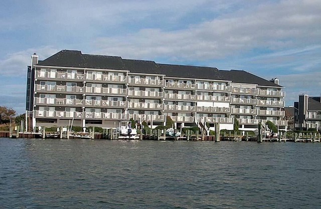 Harbour Island 402M-Baywater 14th St, WIFI, Pool, Elev, W/D, AC