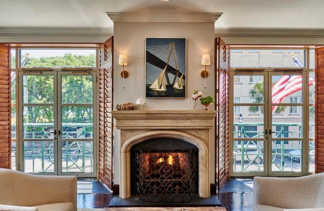 Harbourview Inn 