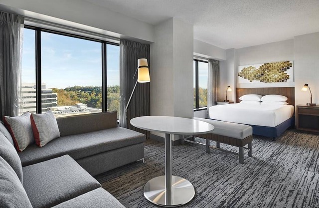 Hilton Fairfax