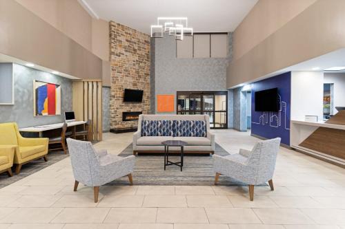 Holiday Inn Express Harrisburg Ne Ihg Hotel 
